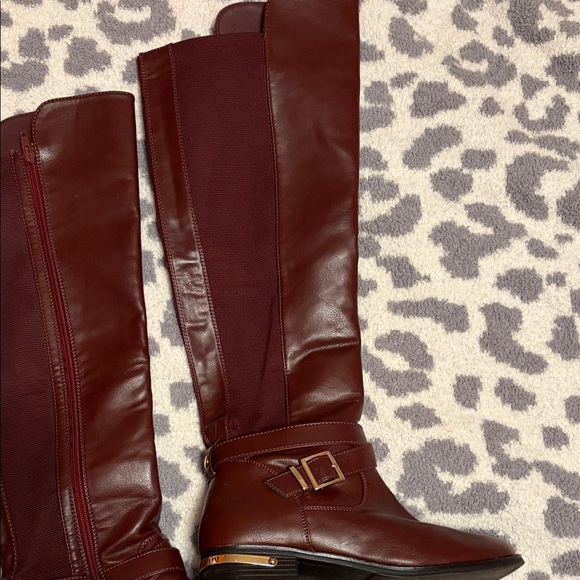 Maroon Riding Boots with Gold accents - Picture 7 of 7
